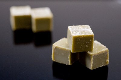 ほうじ茶生ショコラひょっとこ