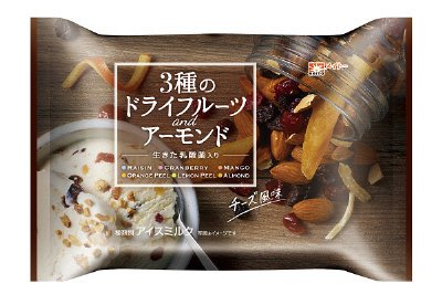 ３種のドライフルーツａｎｄアーモンド