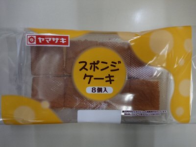 スポンジケーキ