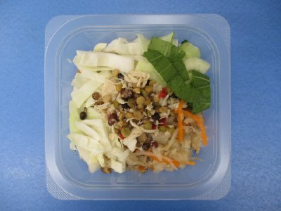 雑穀入り鶏と野菜のスープ