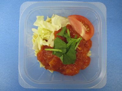 野菜と食べる鶏肉のトマト煮