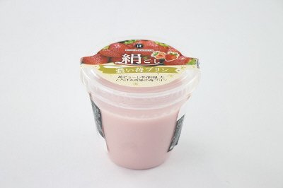 絹ごし濃い苺プリン