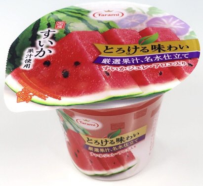 とろける味わい　厳選果汁、名水仕立て　すいかジュレ