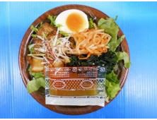 ラー油で食べる韓国風ナムルサラダ