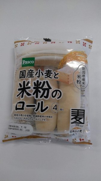 国産小麦と米粉のロール４個入