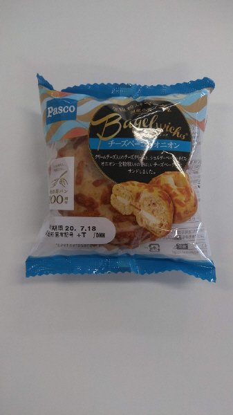 Ｂａｇｅｌｗｉｃｈｅｓ　チーズベーコンオニオン