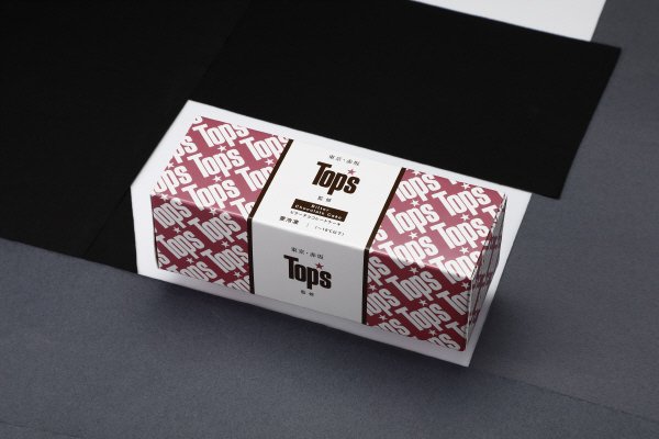 トップス監修　ビターチョコレートケーキ
