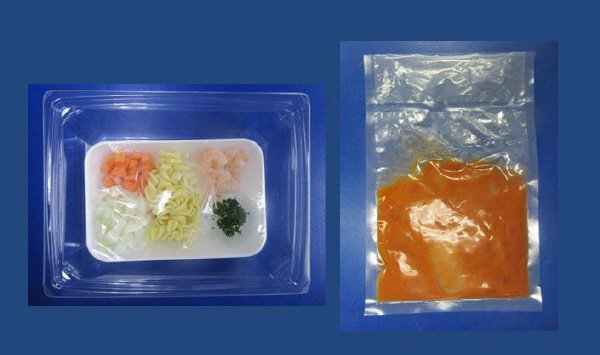 食べる海老とトマトのビスク風スープ（オマール海老ソース使用）