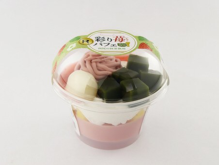 彩り苺パフェ