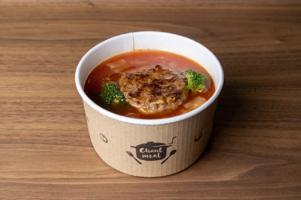 トマトと野菜のハンバーグスープ