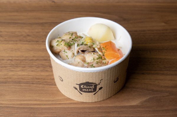 レモン香る鶏と野菜のクリームスープ