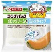 ランチパック（メロンクリームとミルクホイップ）