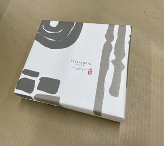 ZENKASHOIN　お菓子　静ノ箱