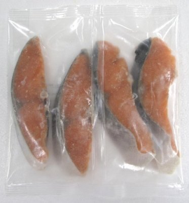 北海道産秋鮭切身（甘塩味）