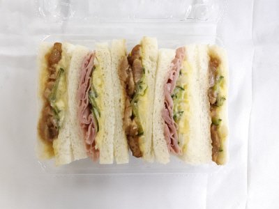 照焼チキンと玉子のサンド