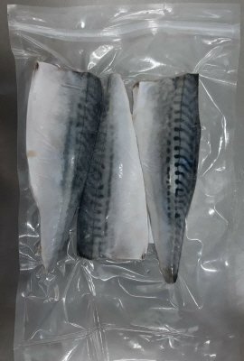 骨ぬきさば三枚おろし