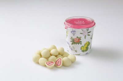 ストロベリーチョコホワイト