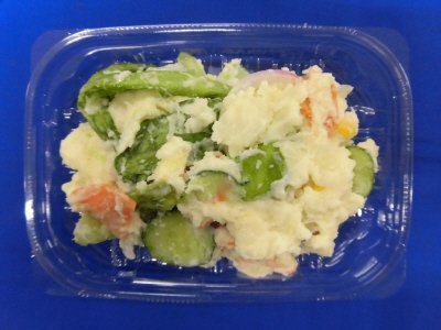 Ｃ野菜たっぷりポテトサラダ