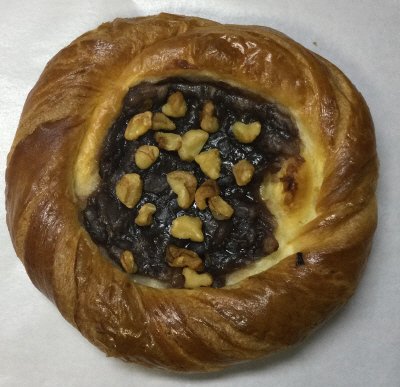 粒あんとくるみのデニッシュ