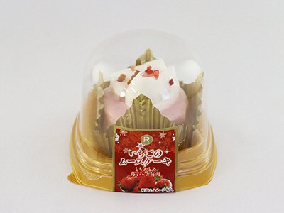いちごのムースケーキ