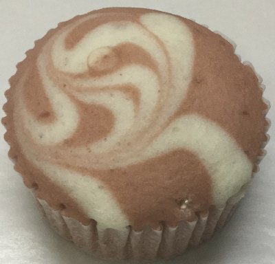 いちごとみるくホイップ蒸しケーキ