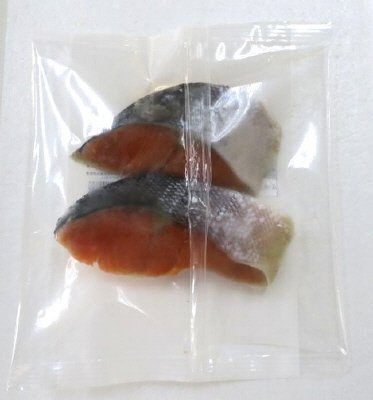 紅鮭厚切（甘塩味）