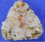 もち十穀米入りおにぎり　鮭高菜