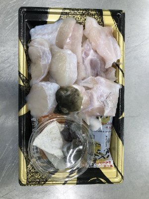 宮崎産とらふくちり（角皿）