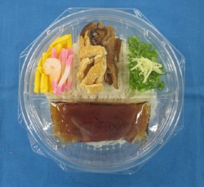 彩りぶっかけそうめん