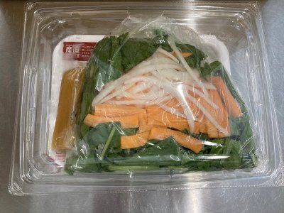 有機ほうれん草を味わう!肉野菜炒め（お米育ち豚使用）