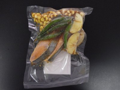 北海道野付産秋鮭とポテトのバター醤油焼き