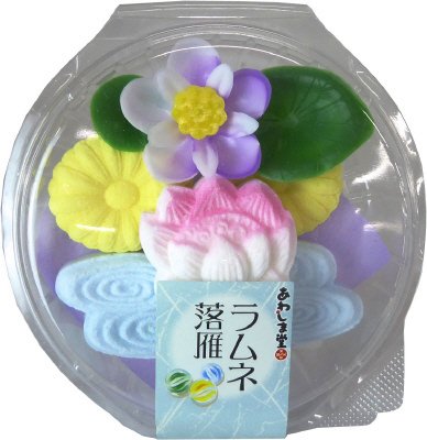 ラムネ落雁（花輪）
