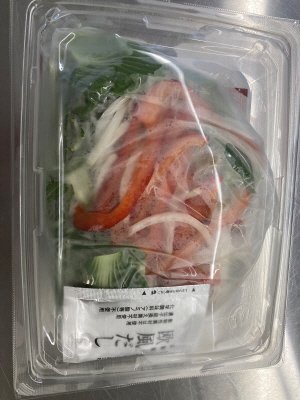 野菜くらぶの有機チンゲン菜とお米育ち豚のミルク煮