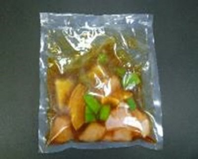 みつせ鶏と車麩の煮物