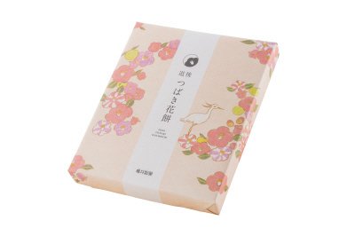道後つばき花餅