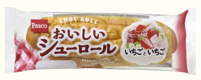 おいしいシューロール　いちごといちご