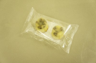 北海道ミルクカヌレ　ラムレーズン