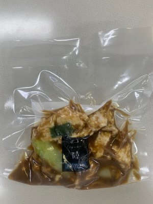 四陸　鶏と九条葱のカシューナッツ炒め