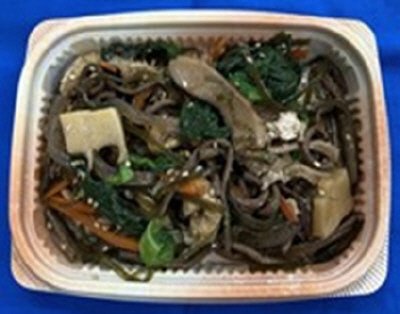 だし香るぜんまいと切昆布の煮物