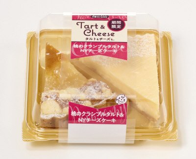 桃のクランブルタルト＆ＮＹチーズケーキ